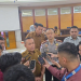Kepala Bapenda Provinsi Gorontalo, Danial Ibrahim, memberikan keterangan pers, Senin (19/10/2026).