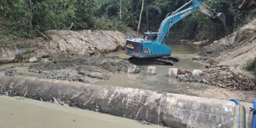 Pengerukan sungai oleh PGM