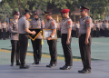Kapolres Pohuwato AKBP Busroni dapat penghargaan dari Kapolda Gorontalo