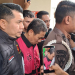 Eks Pj Gubernur Hamka Hendra Noer saat digiring ke Lapas Gorontalo usai terseret kasus dugaan korupsi Command Center Video Wall yang merugikan negara sebesar Rp 1.7 Milyar.
