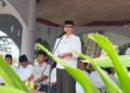 Wakil Bupati Boalemo, Lahmuddin Hambali memberikan sambutan pada rangkaian kegiatan hari santri.(f.dok.pimpinan)